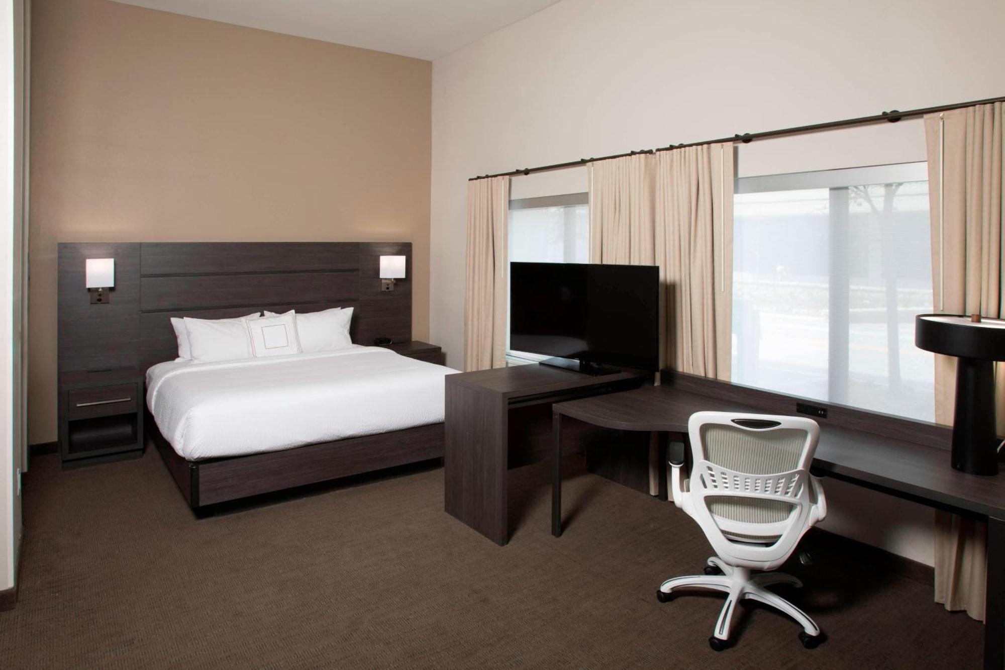 Residence Inn By Marriott Tulsa Downtown Exterior foto